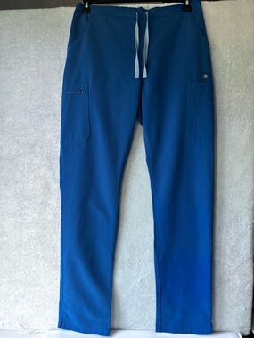 Figs Women Royal Blue Scrubs
Size Medium/Tall